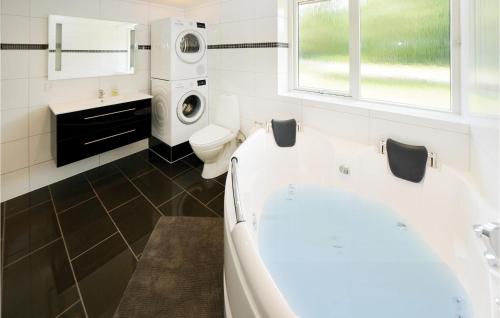 Three Bedroom Holiday Home In Sydals — Sonderborg — photo 4