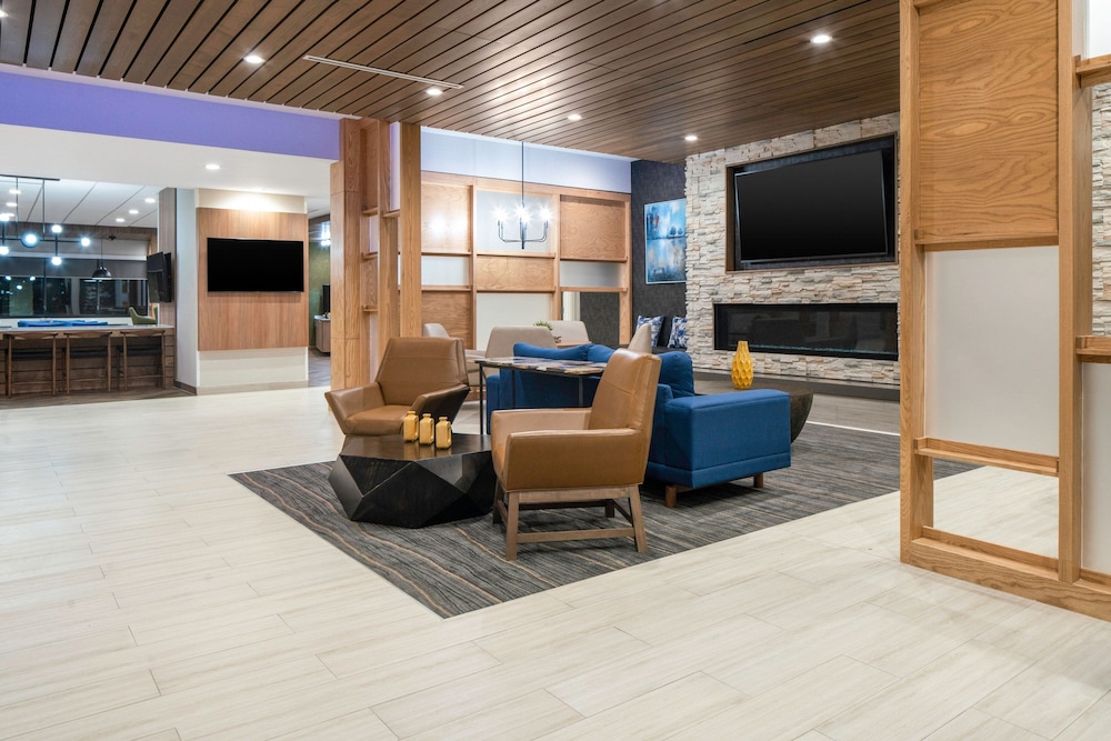 Fairfield Inn & Suites by Marriott Corinth South Denton Area - photo 2
