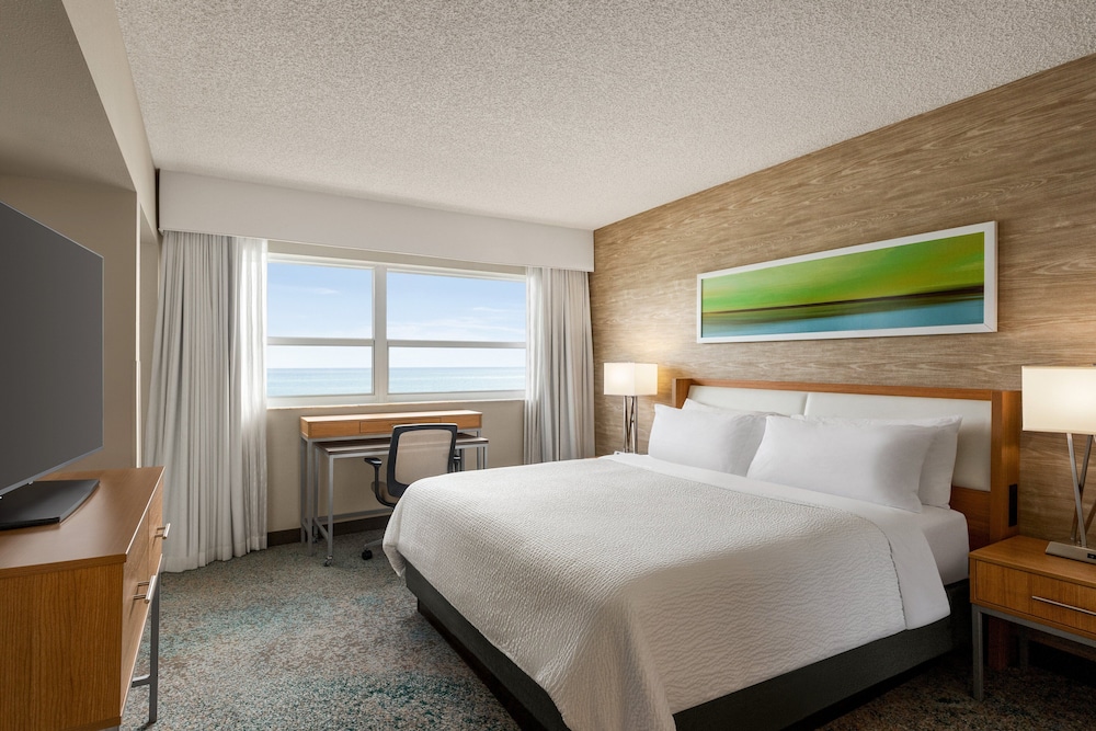 Holiday Inn Miami Beach Oceanfront by IHG - photo 8