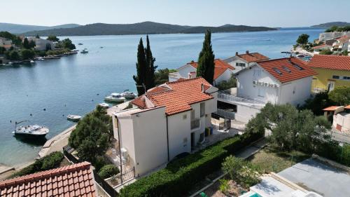 Villa Divna — 4-Star Luxury Hotel in Sibenik, Croatia