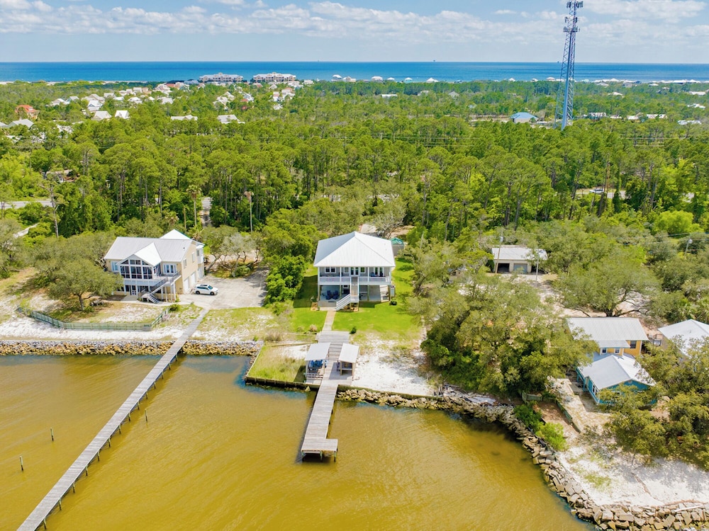 Bay Dream Believer — 4-Star Luxury Hotel in Gulf Shores, United States
