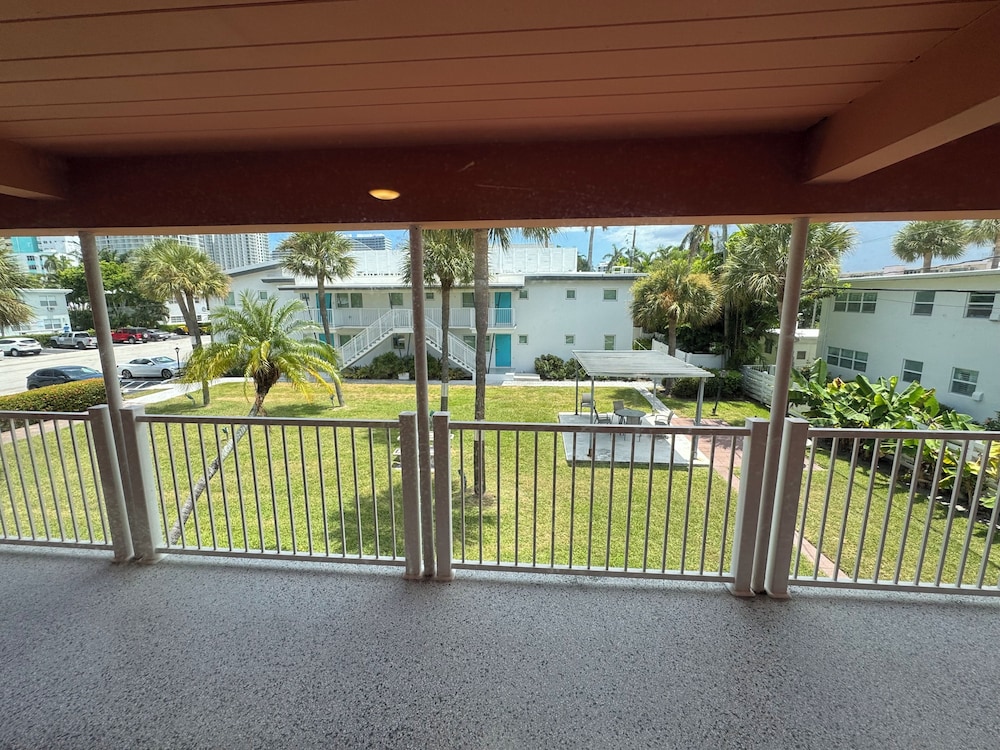 Rolo Beach Hotel - photo 111