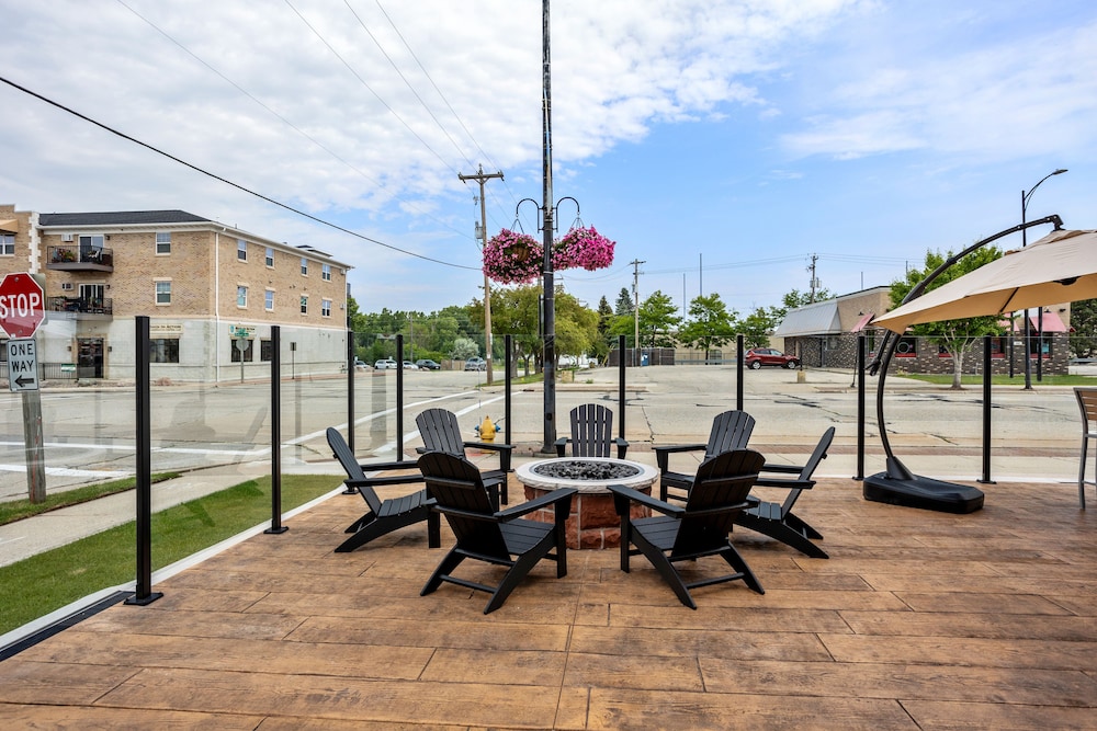 Cobblestone Hotel & Suites De Pere Green Bay - photo 70