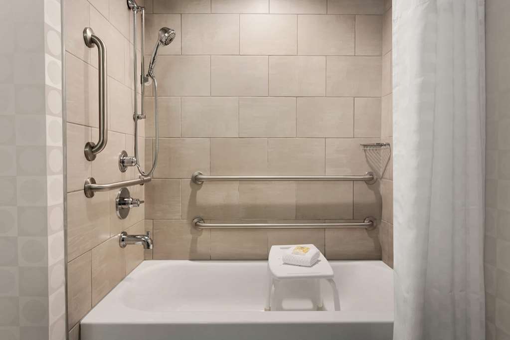 Wyndham Fort Smith City Center - photo 19