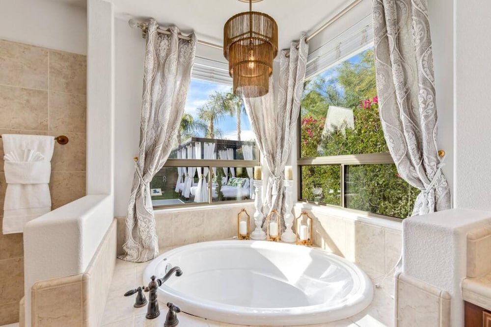 Summer Special Luxury Resort Style Living - photo 38