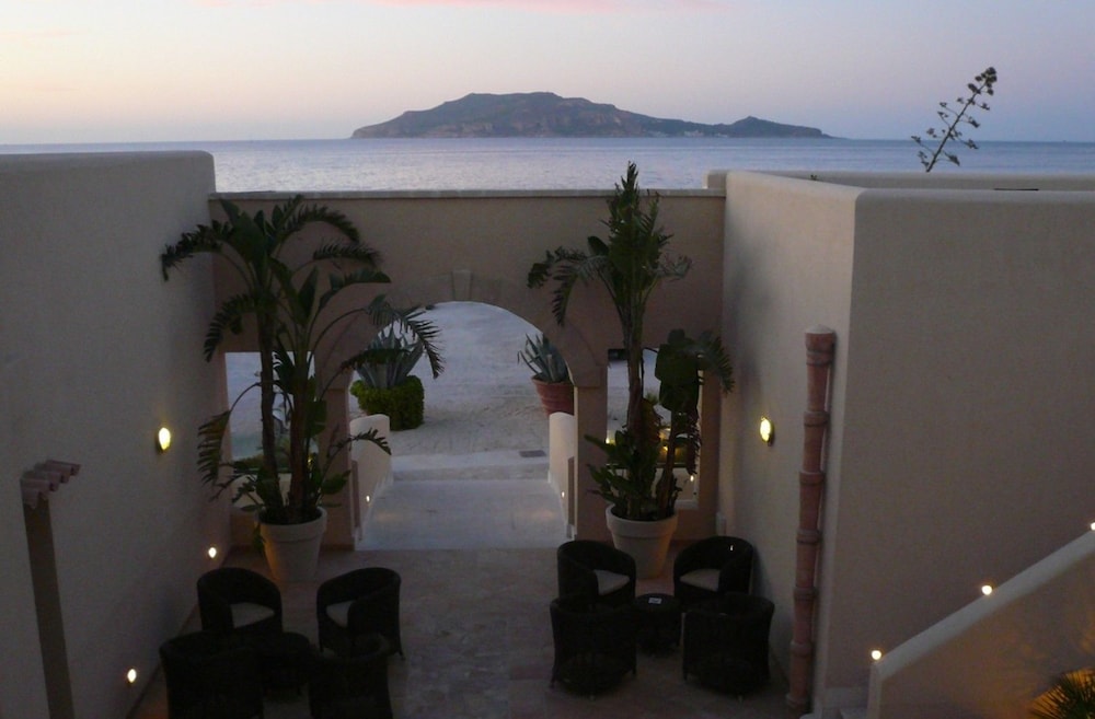 Hotel Tempo di Mare — 4-Star Luxury Hotel in Favignana, Italy