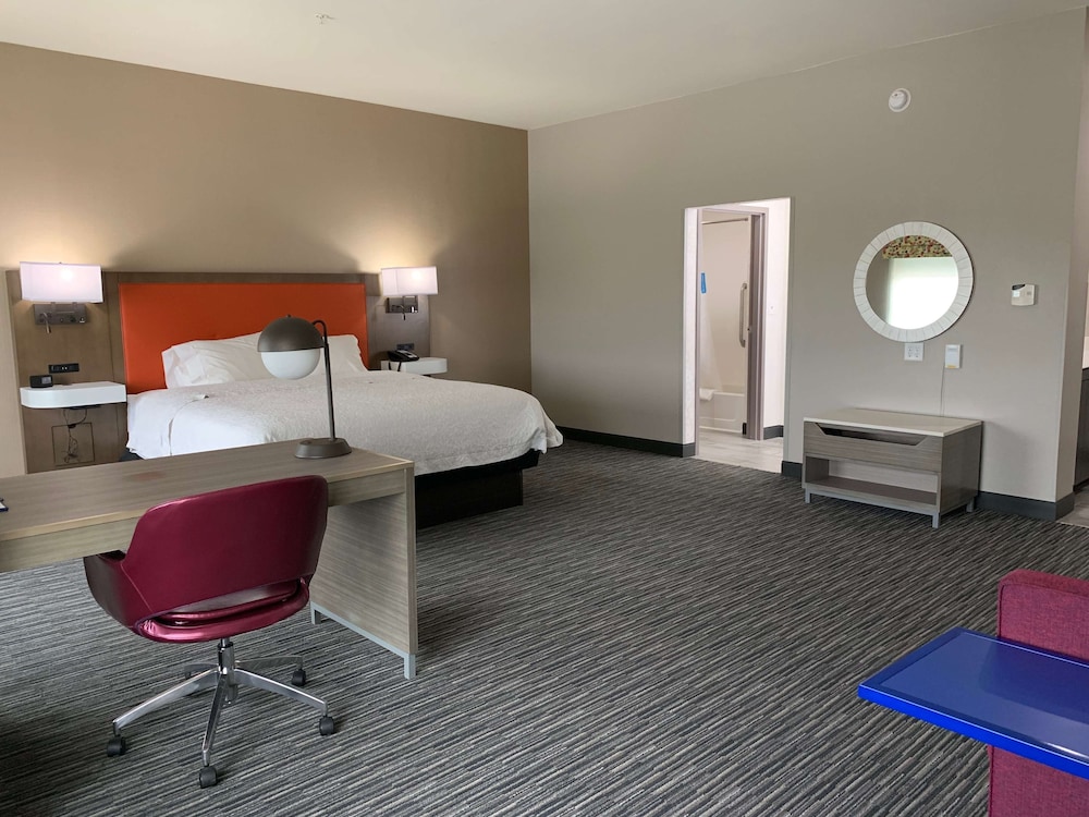 Hampton Inn Fort Stockton - photo 28