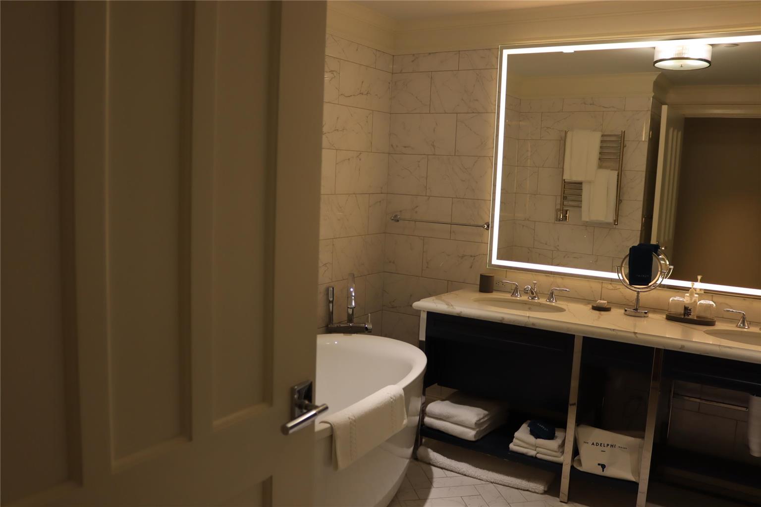 The Adelphi Hotel - photo 44