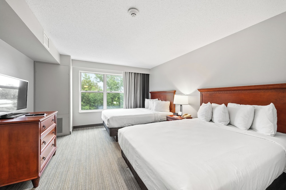 Country Inn & Suites by Radisson Marinette WI - photo 17