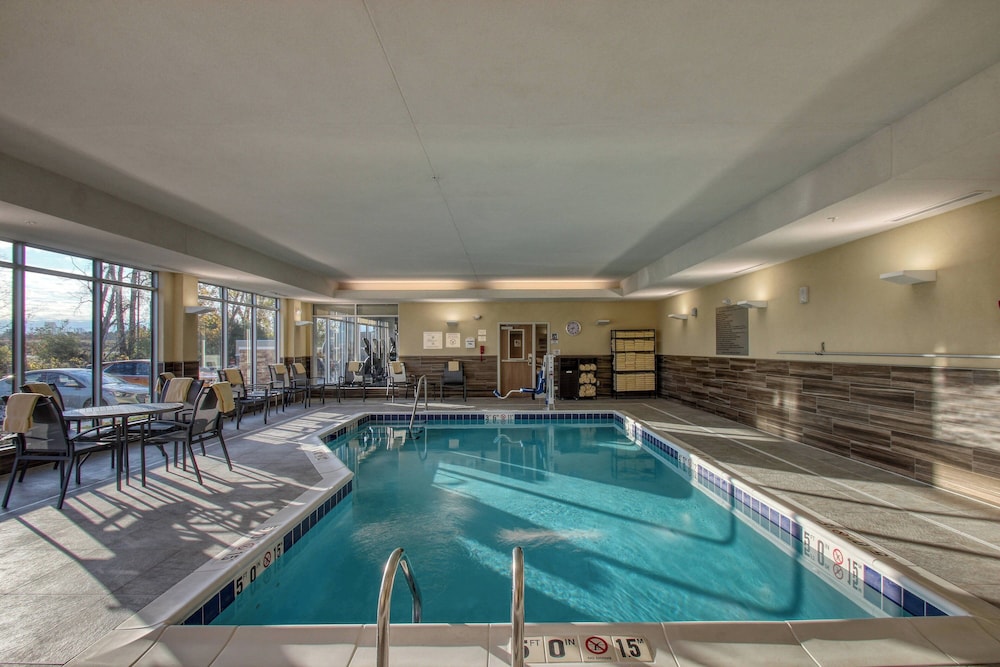Fairfield Inn & Suites by Marriott Appleton - photo 16