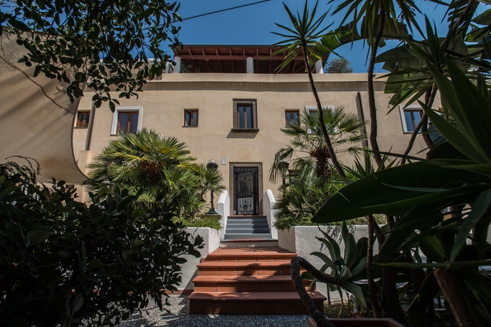 Hotel Villa Meligunis in Lipari, Italy