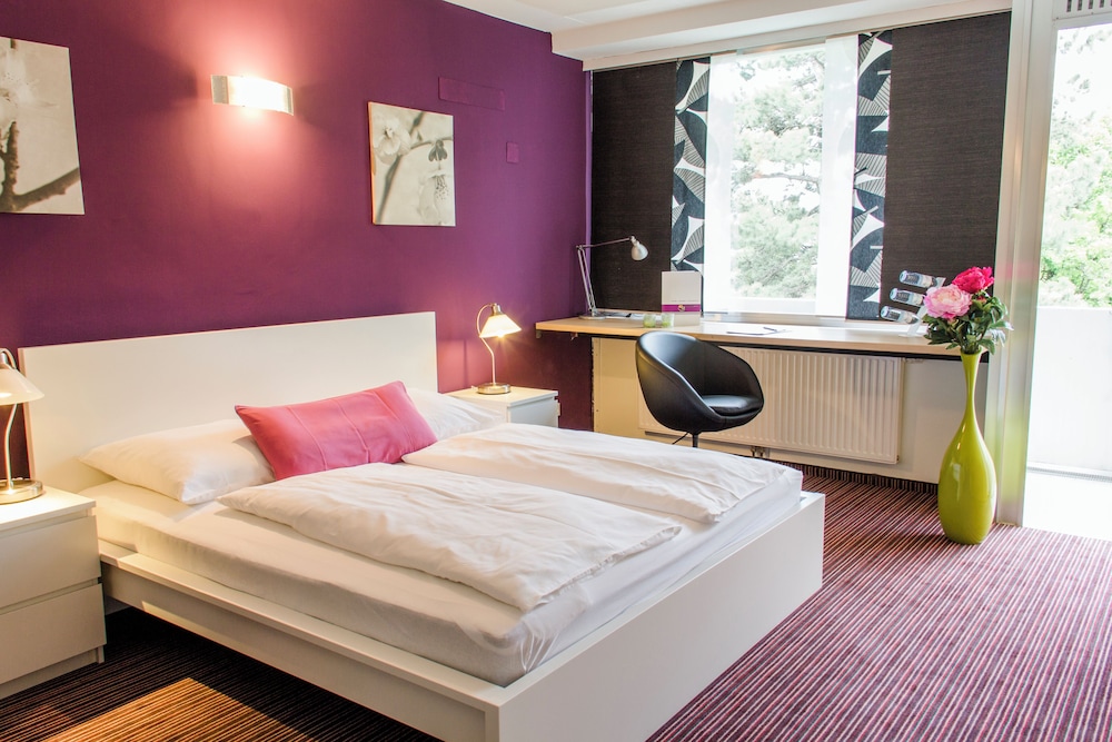 College Garden Hotel — hotel in Bad Voeslau