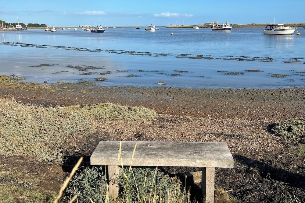 Cosy 2 bed cottage in beautiful Orford — 4-Star Luxury Hotel in Woodbridge, United Kingdom