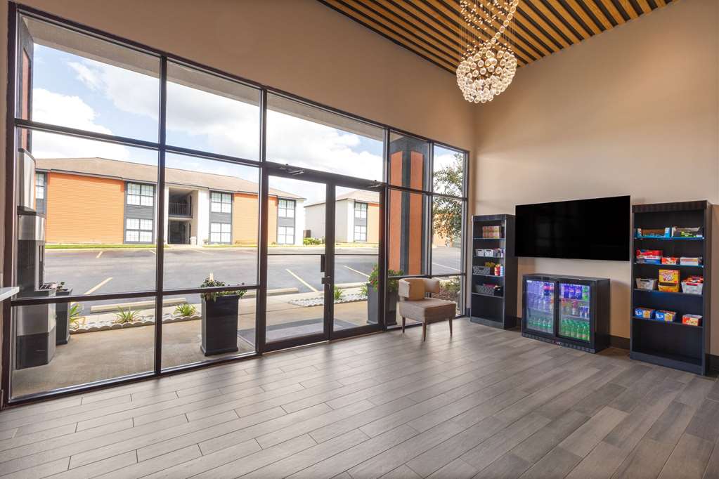 Ramada by Wyndham Studio Suites Dothan - photo 7