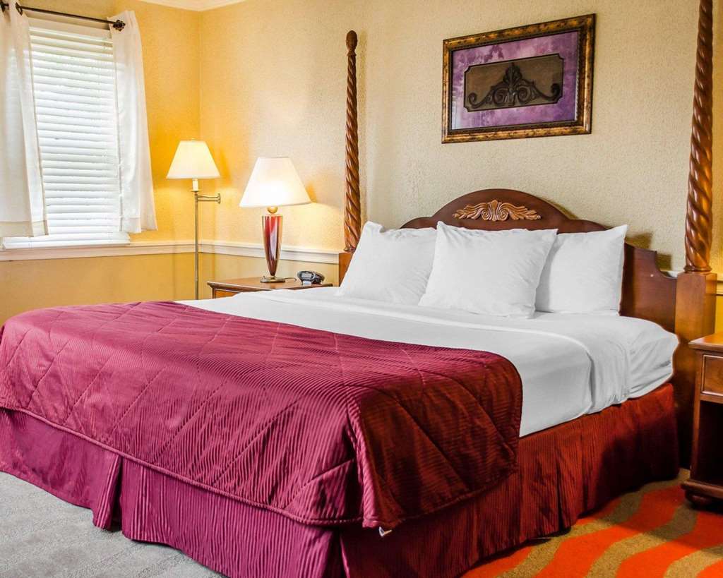 Clarion Inn Strasburg Lancaster - photo 21