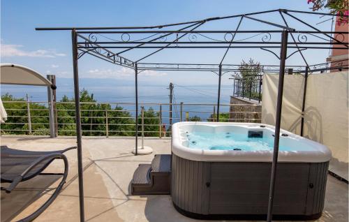 Lovely Apartment In Moscenicka Draga — 4-Star Luxury Hotel in Moscenicka Draga, Croatia