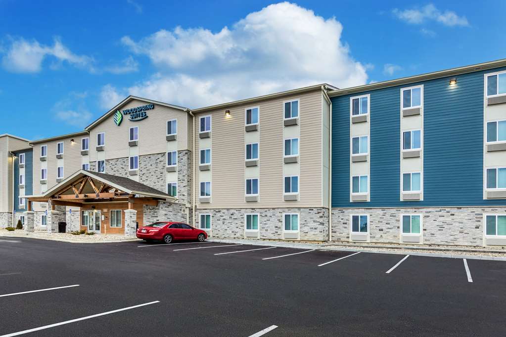 WoodSpring Suites Indianapolis Castleton - photo 2