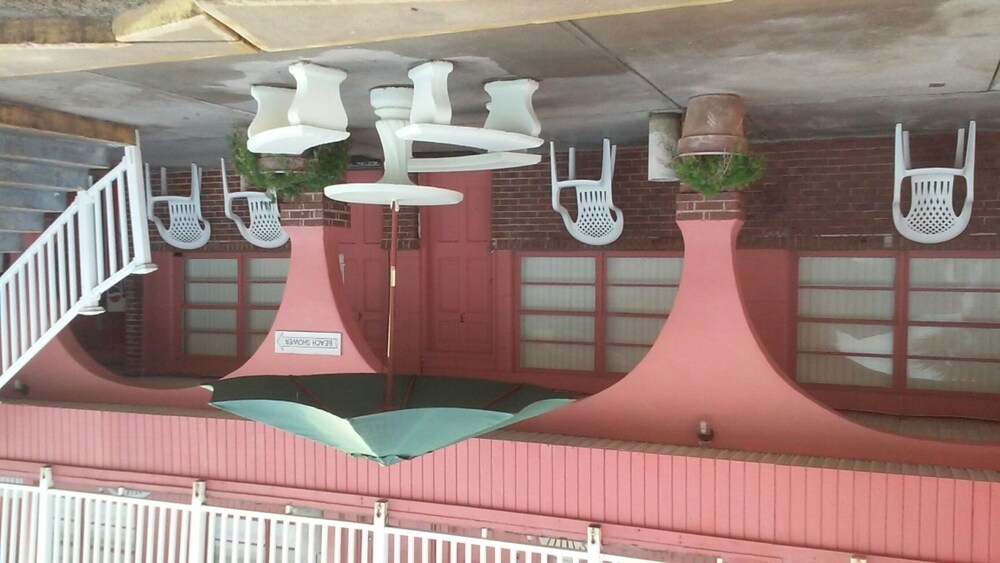Beach Front Motel - photo 26