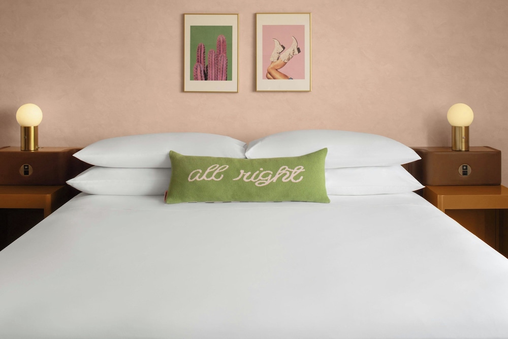 Downright Austin a Renaissance Hotel - photo 35