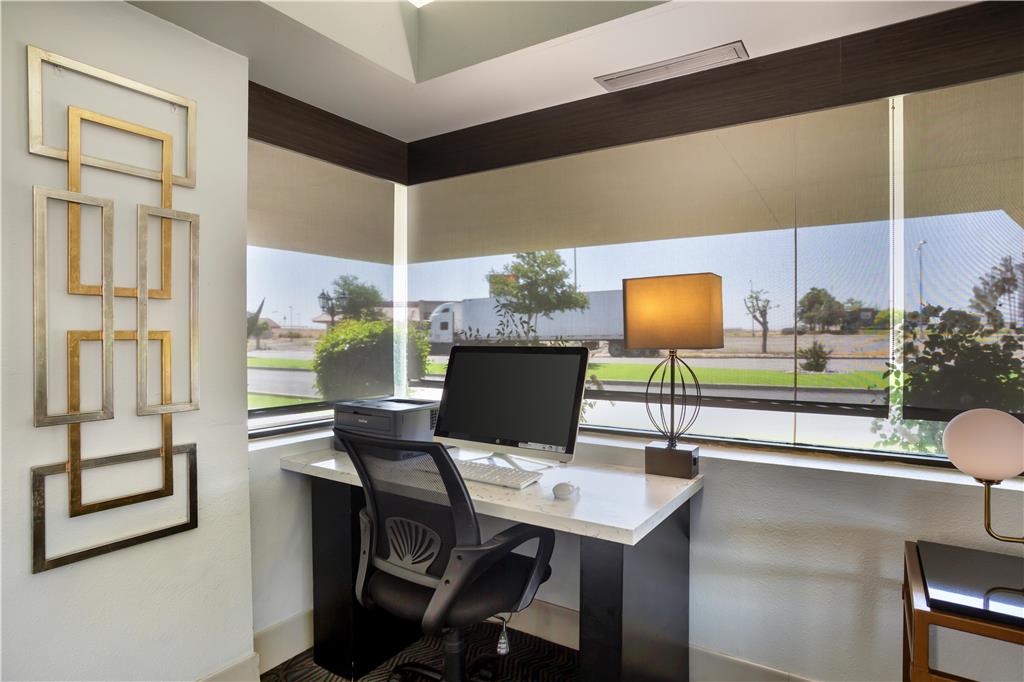 Best Western Big Country Inn - photo 10