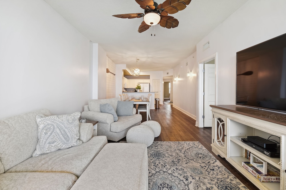 Sunrise Beach Resort by Book That Condo - photo 5