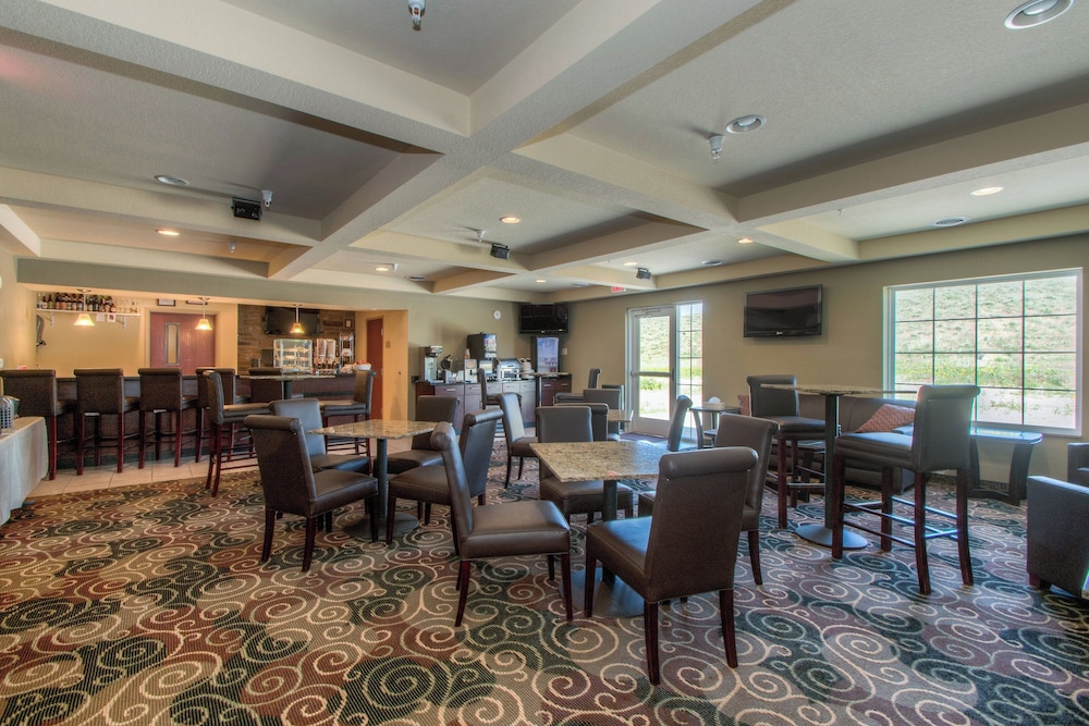 Cobblestone Inn & Suites Wray - photo 40