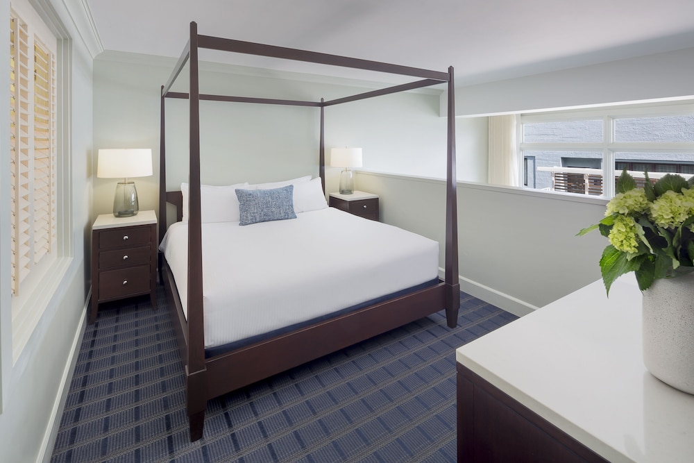 Casa Madrona Hotel & Spa - photo 44