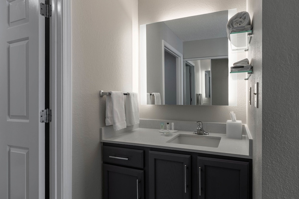 Residence Inn Marriott Easton - photo 36