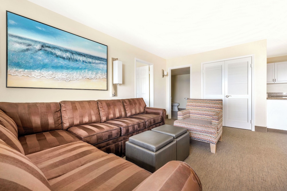 Hilton Vacation Club Riviera Beach & Shores CA - photo 30