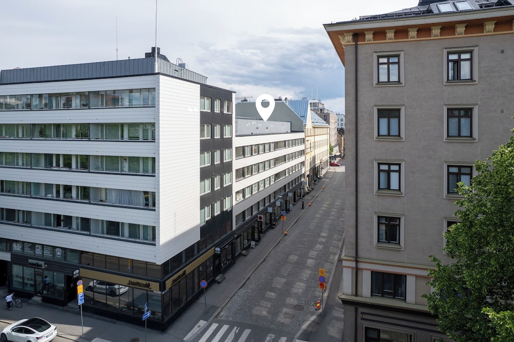 Modern 3BR Apartment with Best Location — 4-Star Luxury Hotel in Tampere, Finland