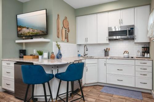 Primrose Studio 1BR Studio near Downtown Beaches Wineries in Traverse City, United States