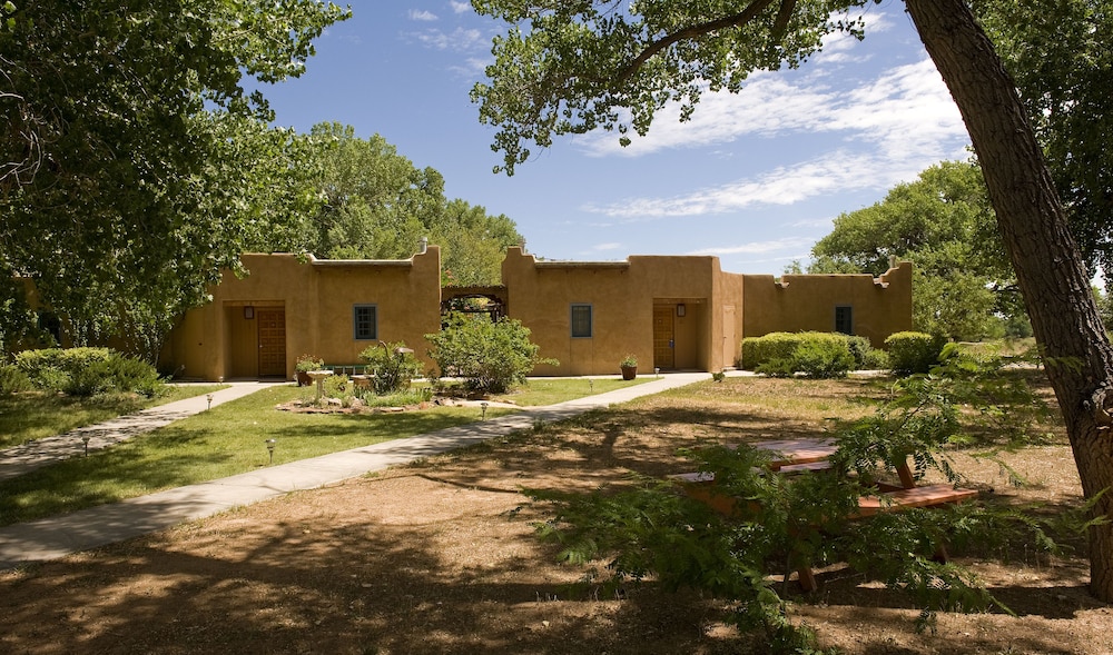 The Abiquiu Inn - photo 50