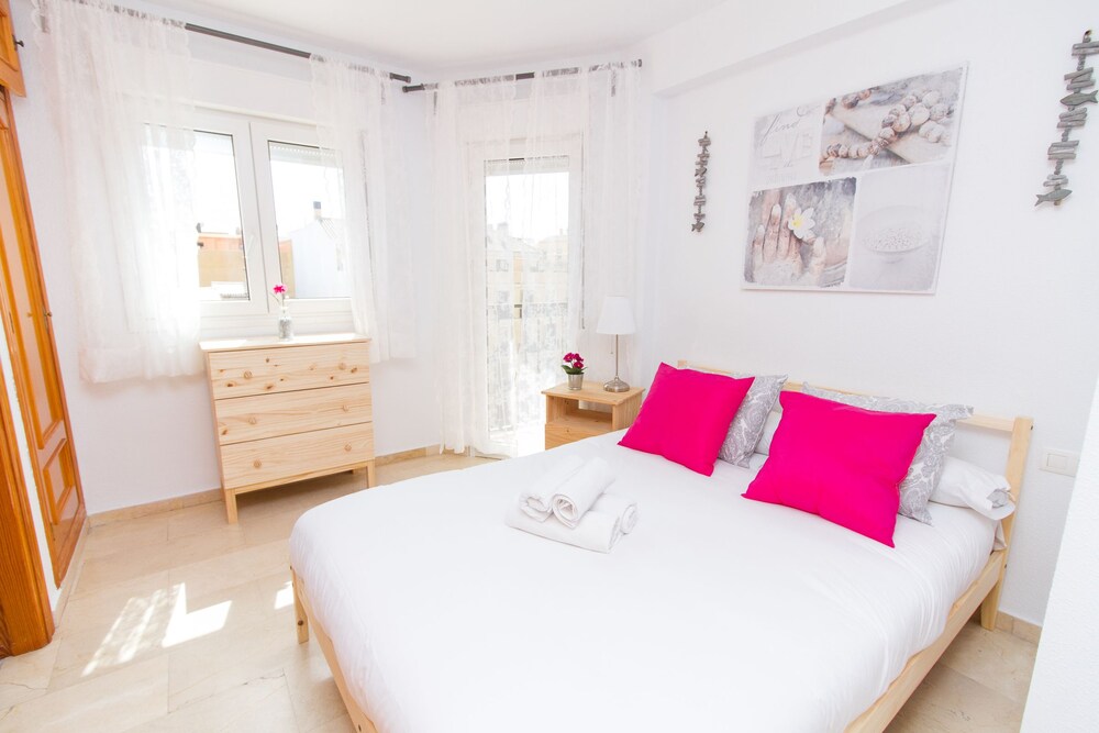 WonderStays Apartamentos Morgan — 4-Star Luxury Hotel in Malaga, Spain