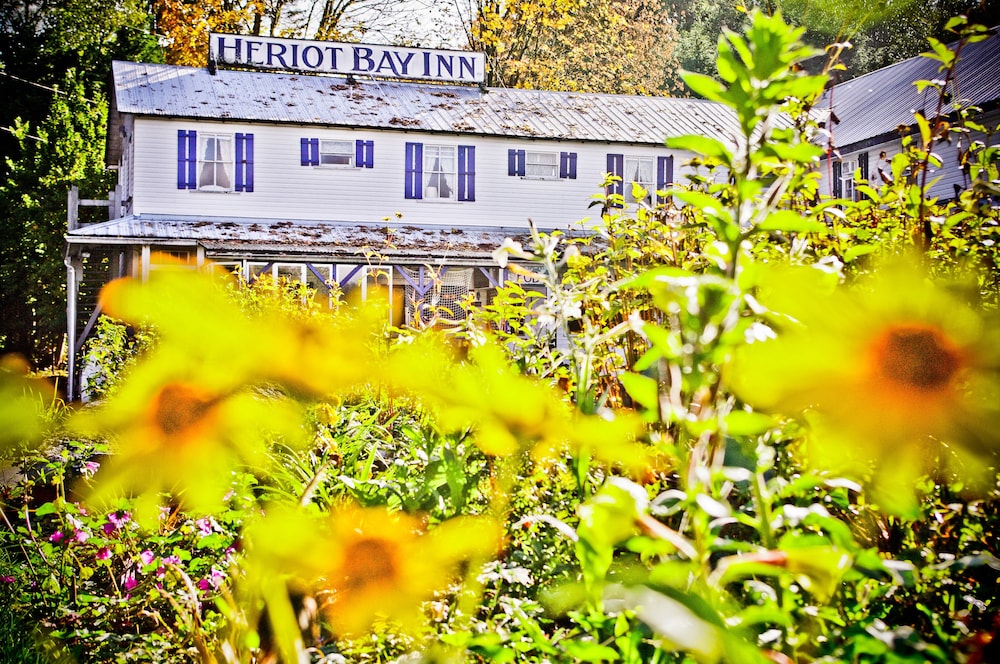 Heriot Bay Inn in Campbell River, Canada