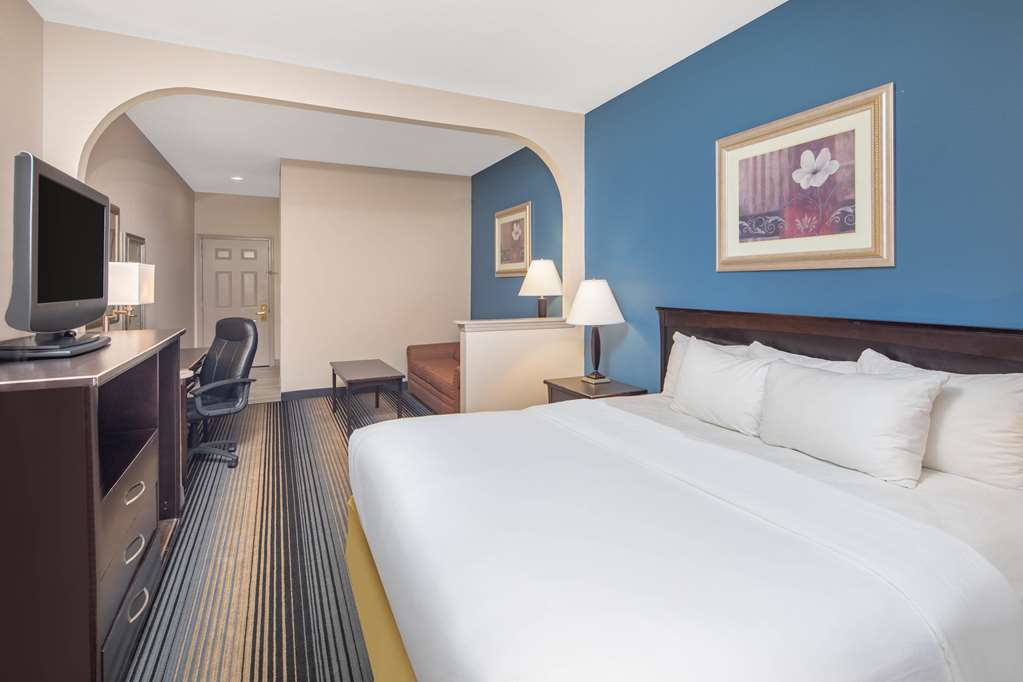 Baymont by Wyndham Laurel - photo 9