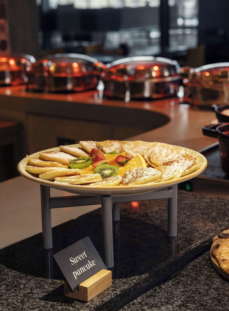 מזון ומשקאות