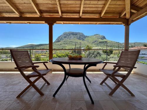 Double view apartment — 4-Star Luxury Hotel in Korinthos, Greece