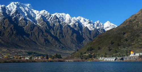 Five Star Luxury Kawarau Penthouse — 4-Star Luxury Hotel in Queenstown, New Zealand