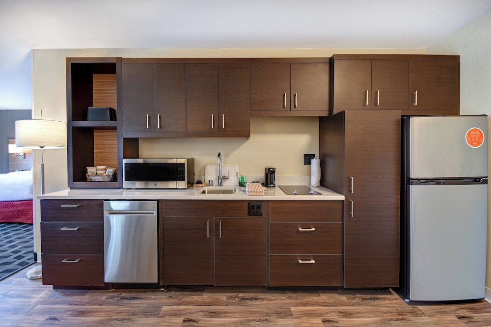 TownePlace Suites by Marriott Las Vegas Airport South - photo 23