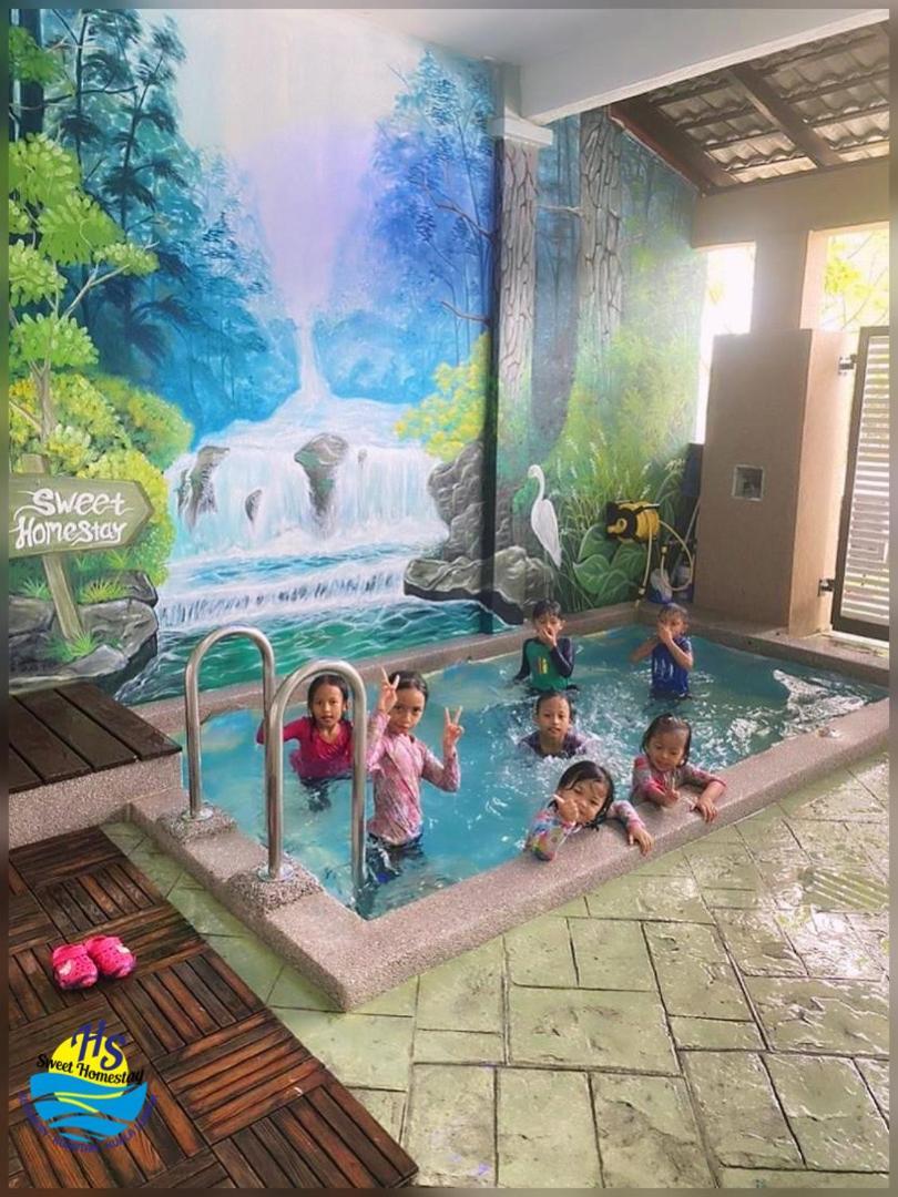 Private Pool HS Sweet Homestay Kemaman — 4-Star Luxury Hotel in Cukai, Malaysia
