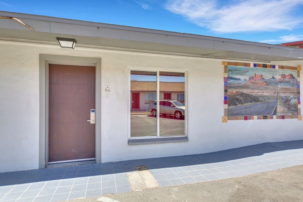 Desert Moon Motel - photo 51