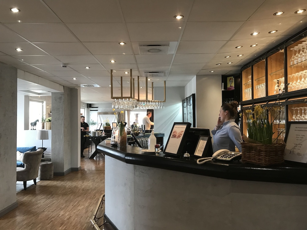 Mjolby Stadshotell — Mjoelby — photo 2