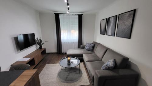 Apartments Spring — 4-Star Luxury Hotel in Cacak, Serbia