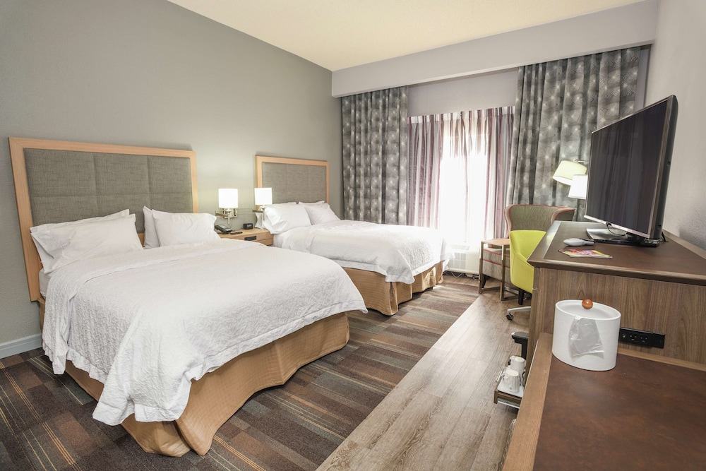 Hampton Inn Jacksonville East Regency Square - photo 8