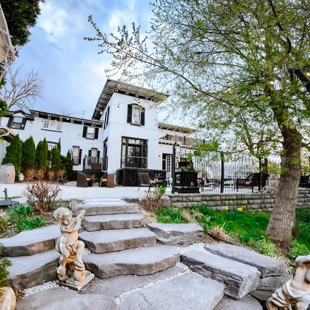 Maxwell Mansion - photo 36