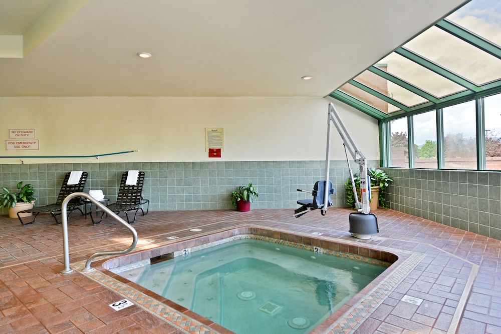 Hampton Inn Kalispell - photo 63