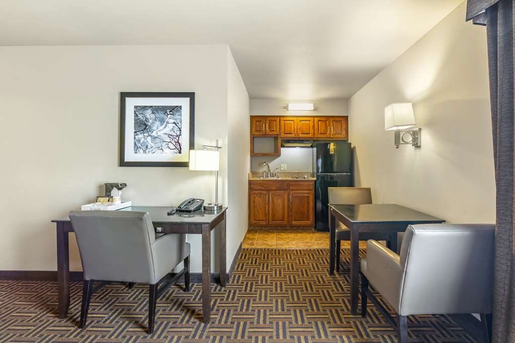 Sonesta Essential Minot - photo 15
