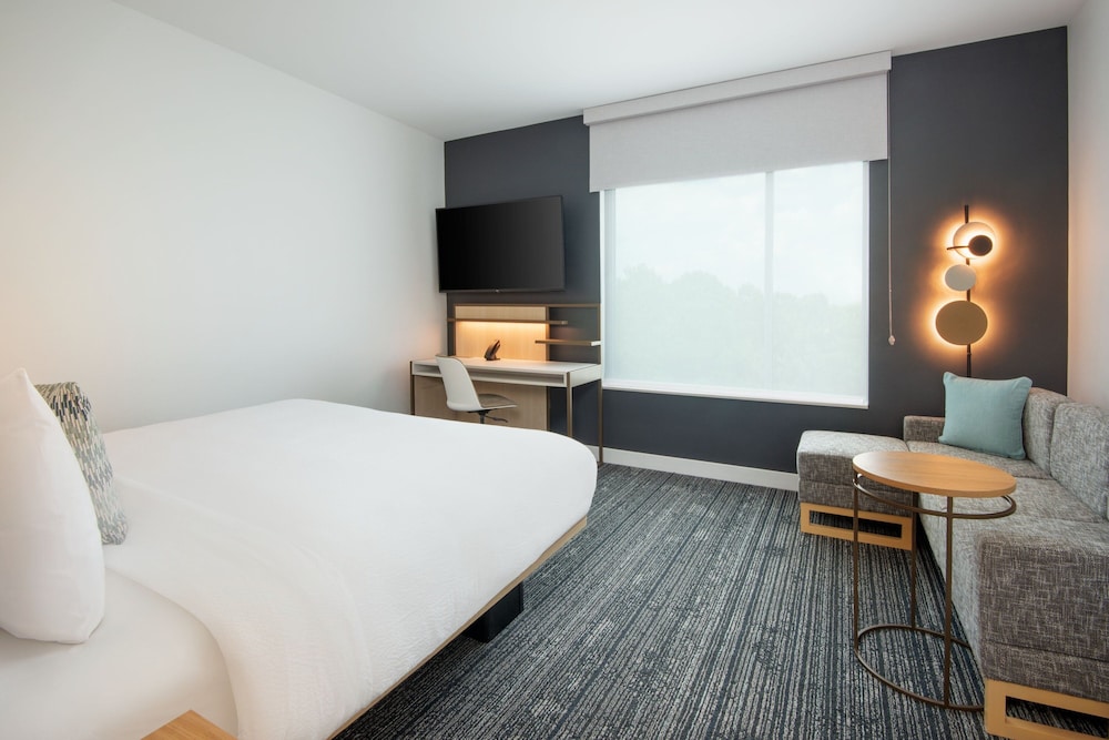 TownePlace Suites by Marriott Atlanta Airport North - photo 7