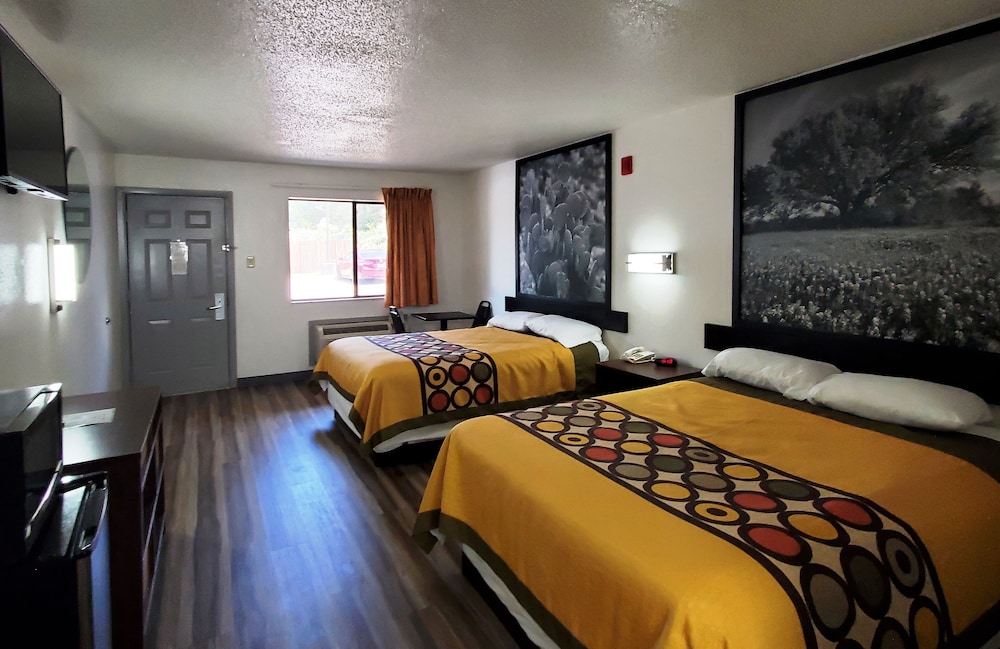 Highland Inn Arlington - photo 14