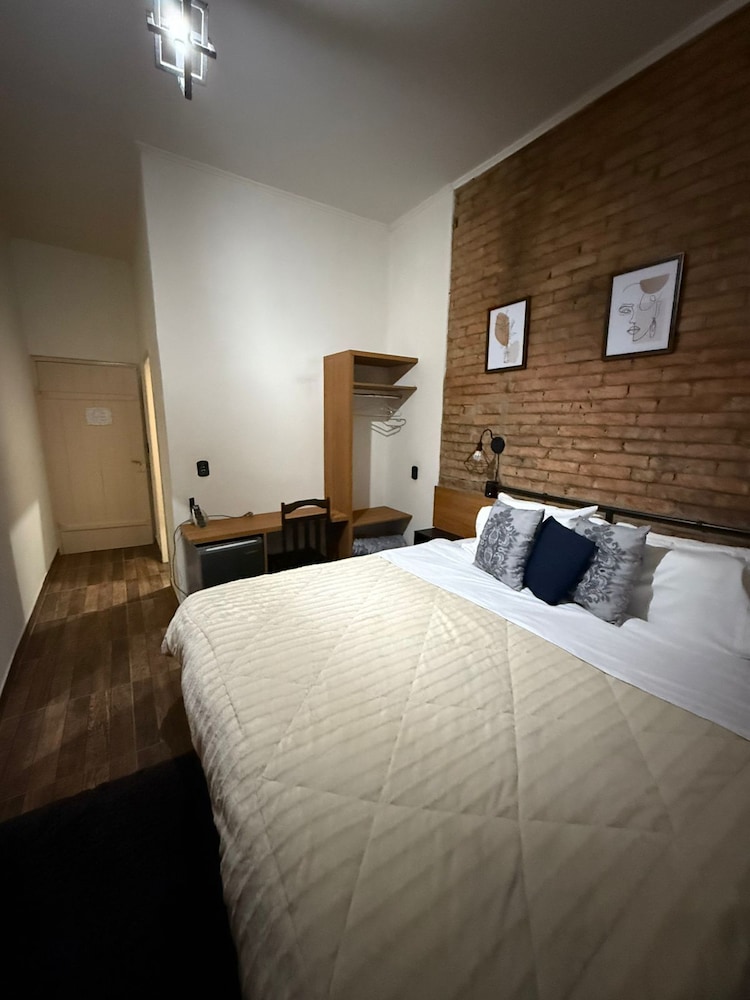 Hotel Germânico — Unknown City — photo 4